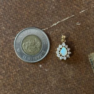 Opal & Dimond Pendant